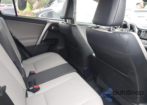 2018 Toyota Rav4 Limited z USA, uszkodzony, nr VIN JTMDFREV8JD226306